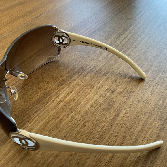 Chanel Sunglasses - Picture 4 of 4